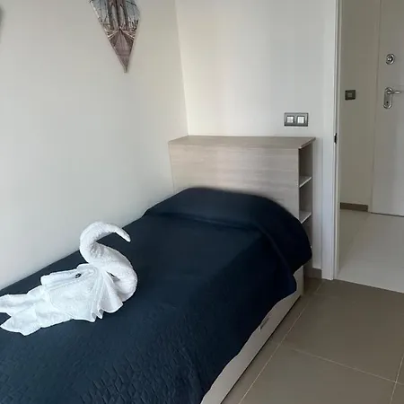 Intempo Celia-apartment At Famous Intempo Building Апартаменты
